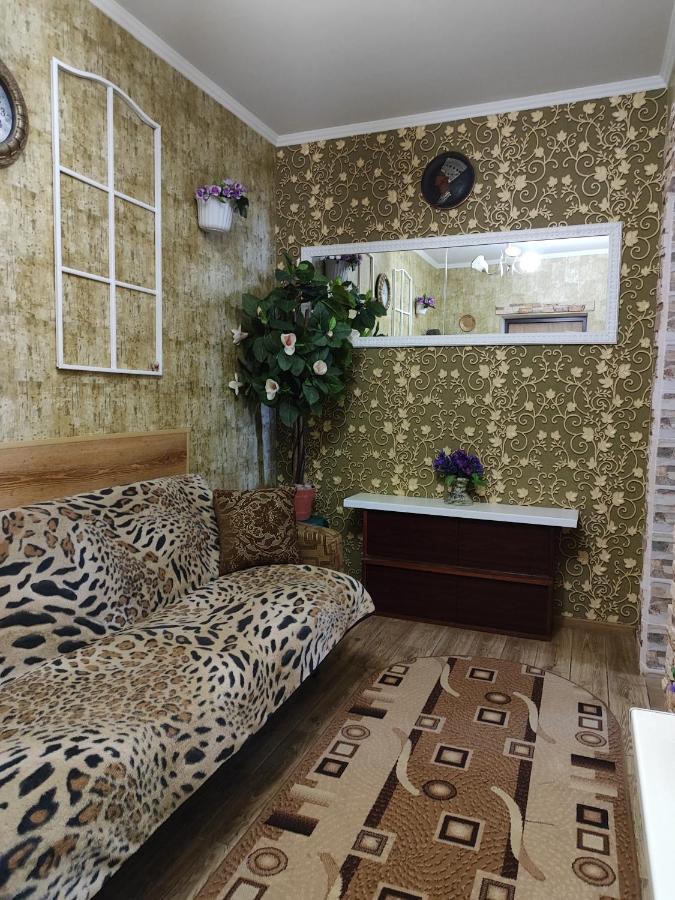 Апартаменти В Новому Будинку В Самому Центрi Khmelʼnytsʼkyy エクステリア 写真